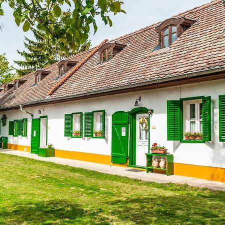 Zsámbéki Vendégház -Anno1815- Kültér fotó